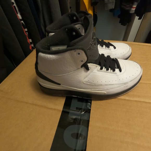 Jordan 2s - Picture 1 of 4